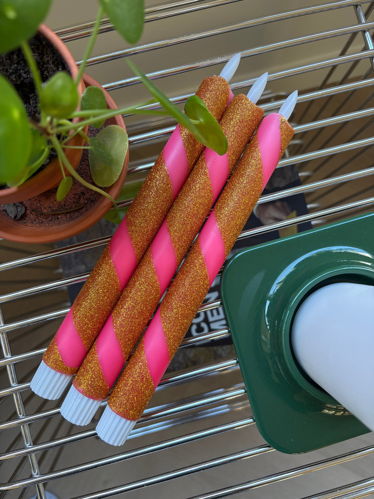 LED-kaars - Swirl - Candy roze/glitter