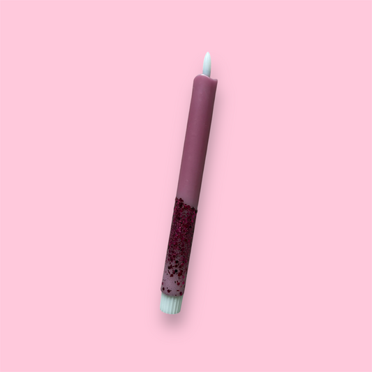 LED-kaars - Donker roze/glitter